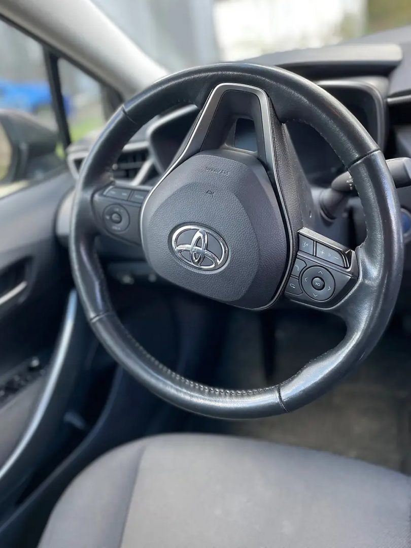 Легковой автомобиль Toyota Corolla 2021